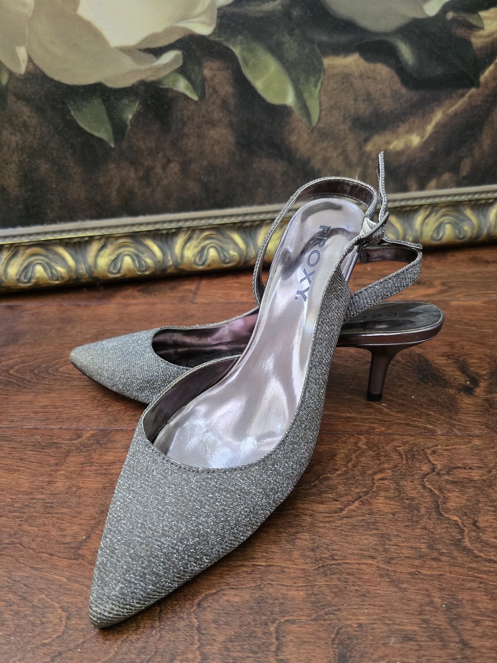 Size 8 Silver Glitter Slingback Kitten Heel Pumps